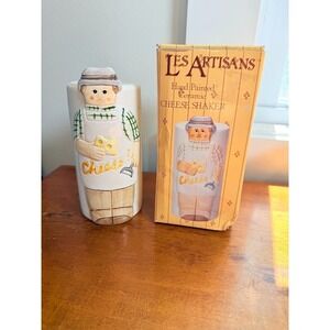 NOS Les Artisans Sigma the tastesetter Farmer 1981 Cheese Shaker Handpainted VTG